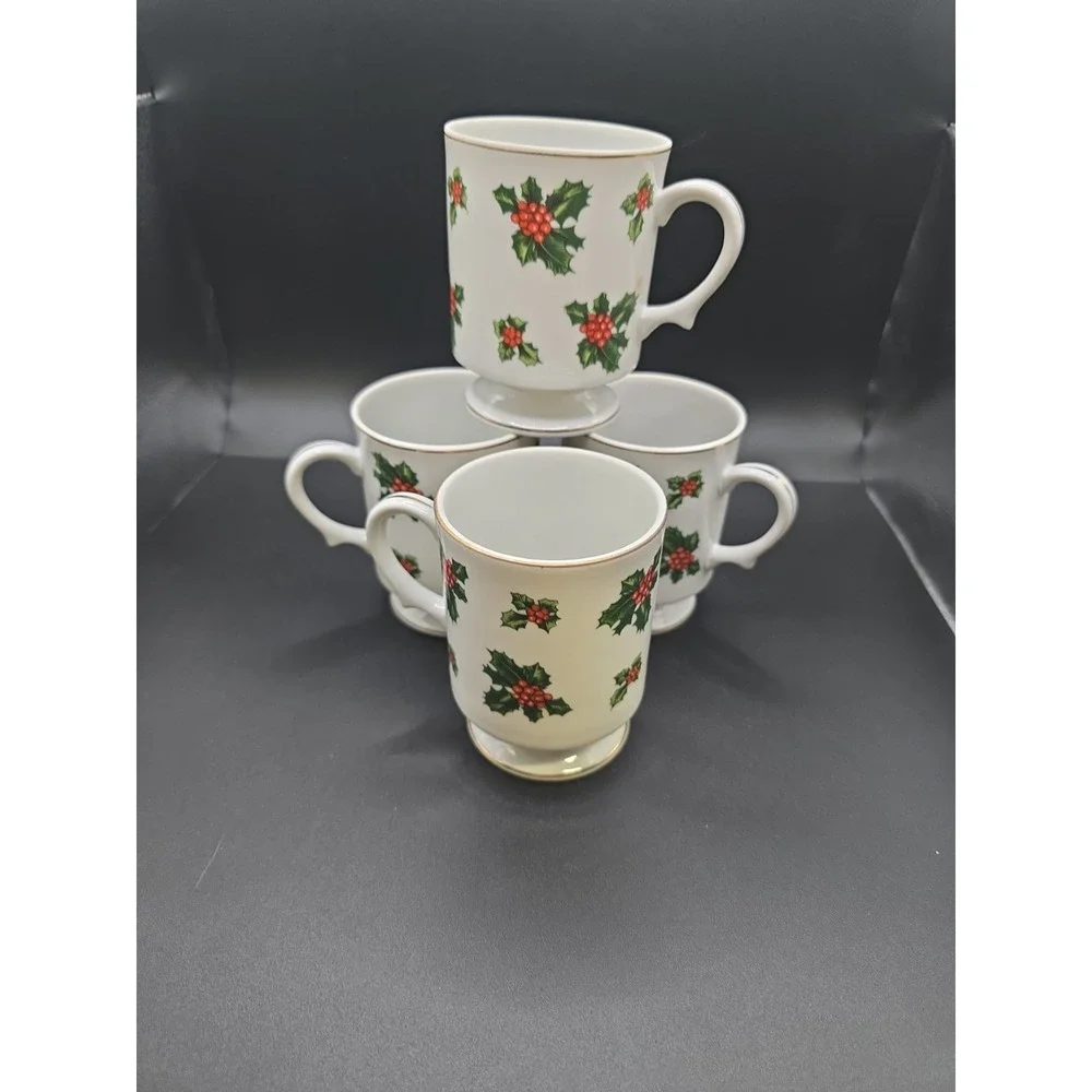 Vintage Christmas 4 Coffee Mugs Holly Leaf ceramic footed Lefton China GUC